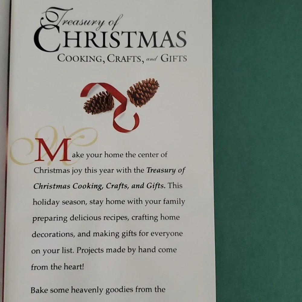 Christmas Cooking Crafts and Gifts Cookbook